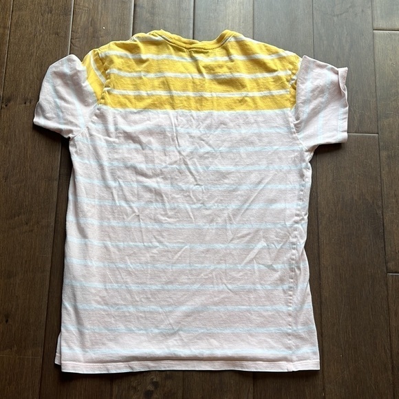 Men’s Levi’s cotton t-shirt, size medium, pink, yellow and white - Picture 4 of 5